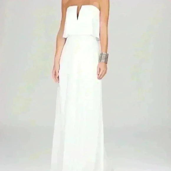 BCBGMaxAzria Dresses & Skirts - BCBGMaxazria Alyse White Gown